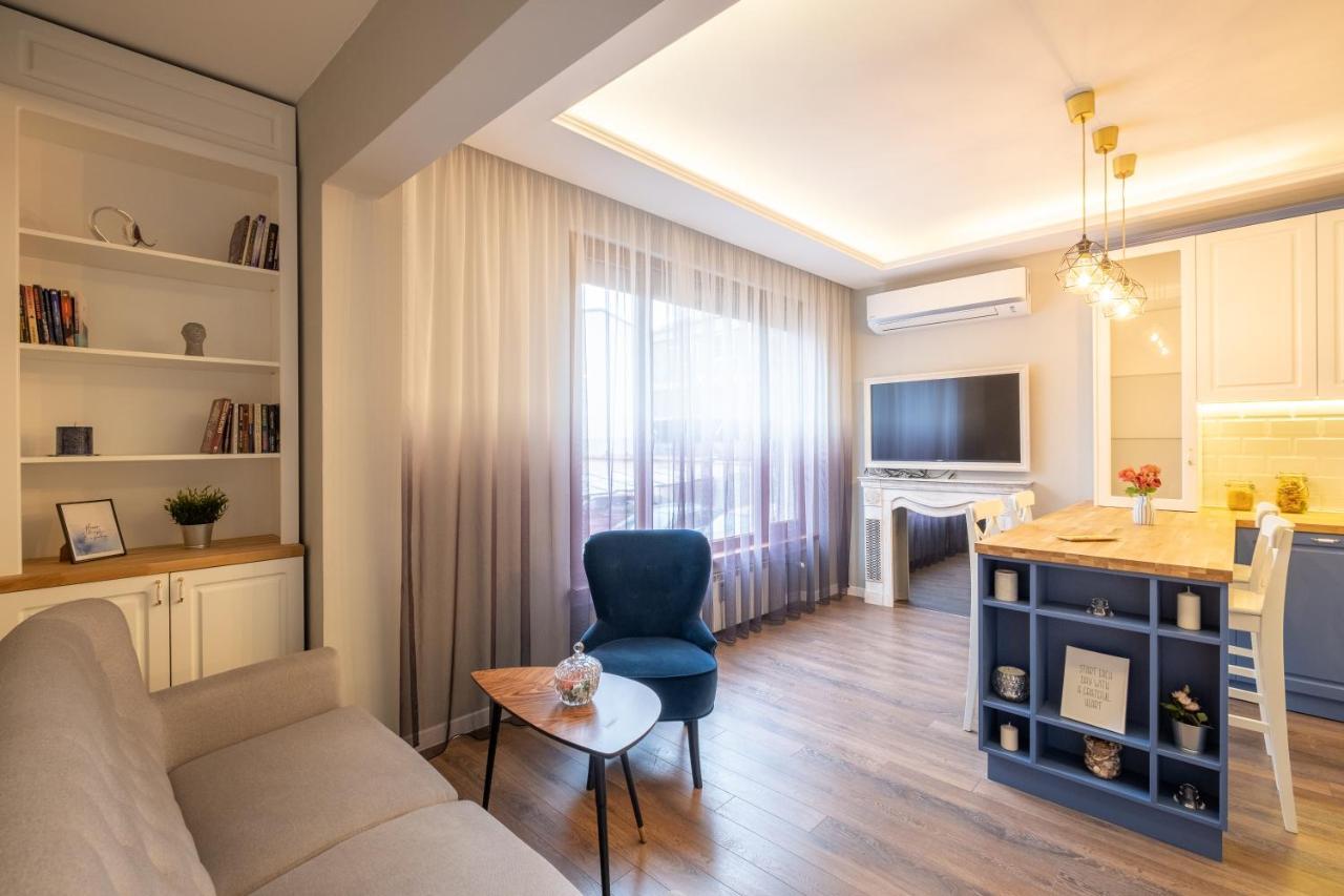 Designer & Cozy 2Bd Flat With A Parking In The City Center By Flat Mаnager Sofia Eksteriør billede