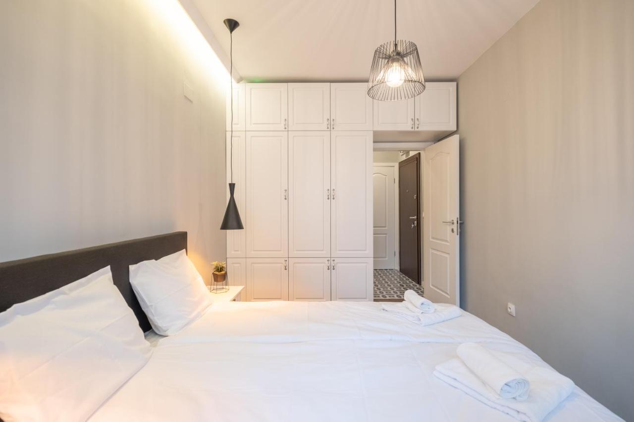 Designer & Cozy 2Bd Flat With A Parking In The City Center By Flat Mаnager Sofia Eksteriør billede